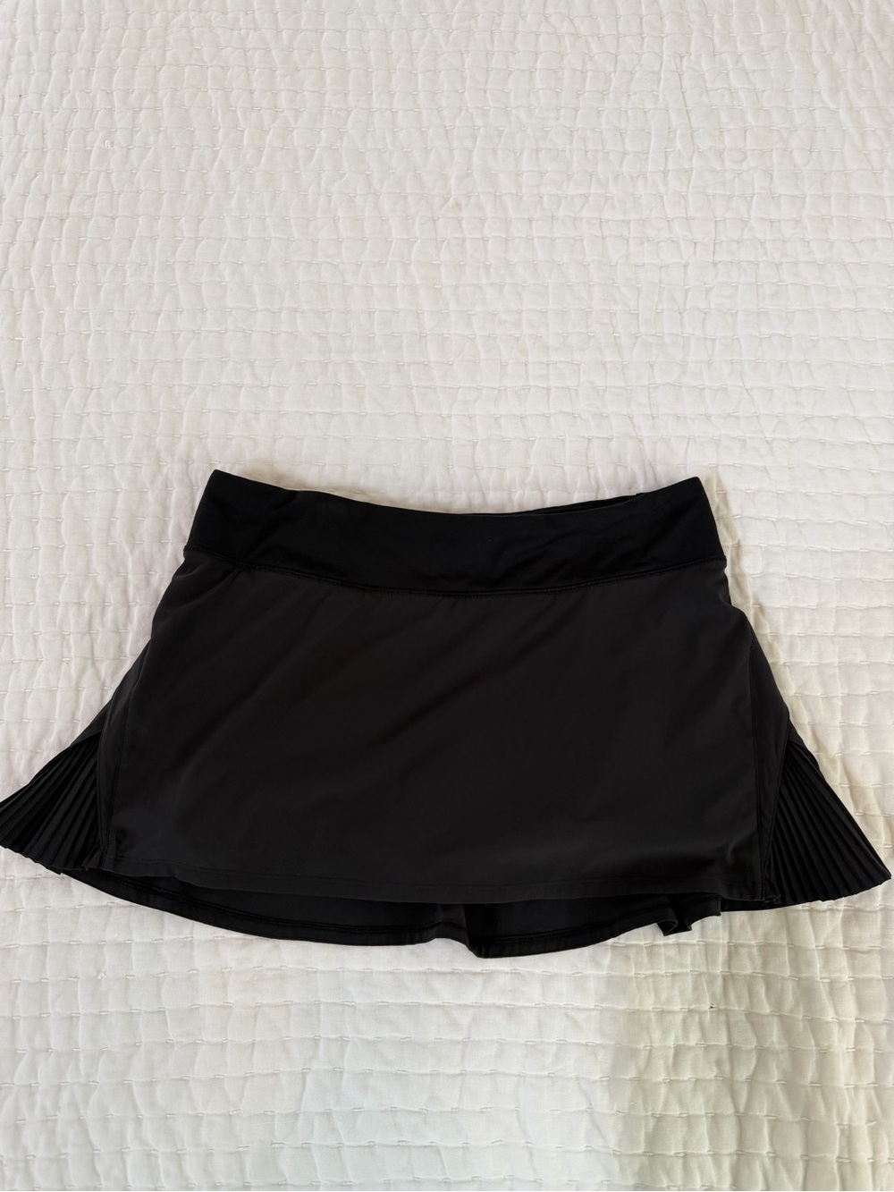 Lululemon Black Play off the Pleats tennis skirt